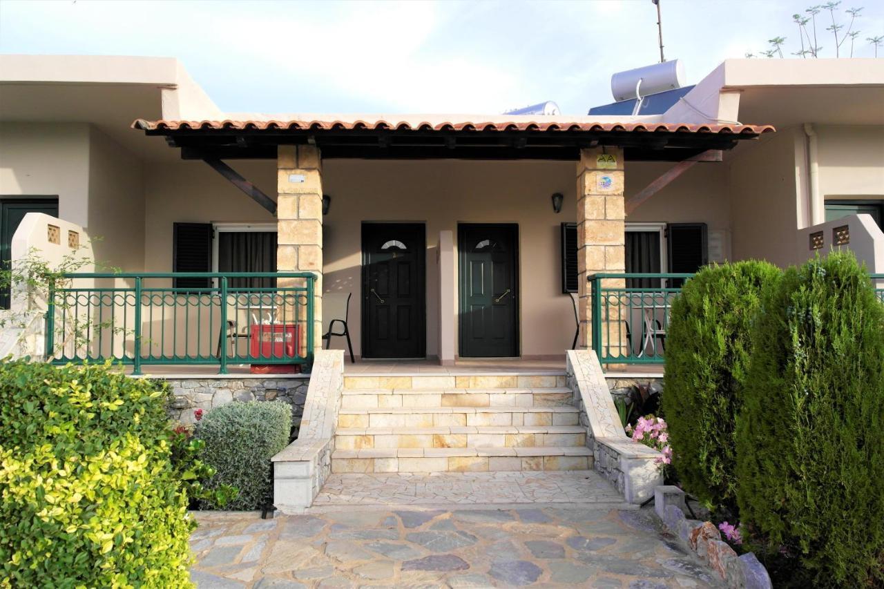 Voulas Apartments Stoúpa Esterno foto