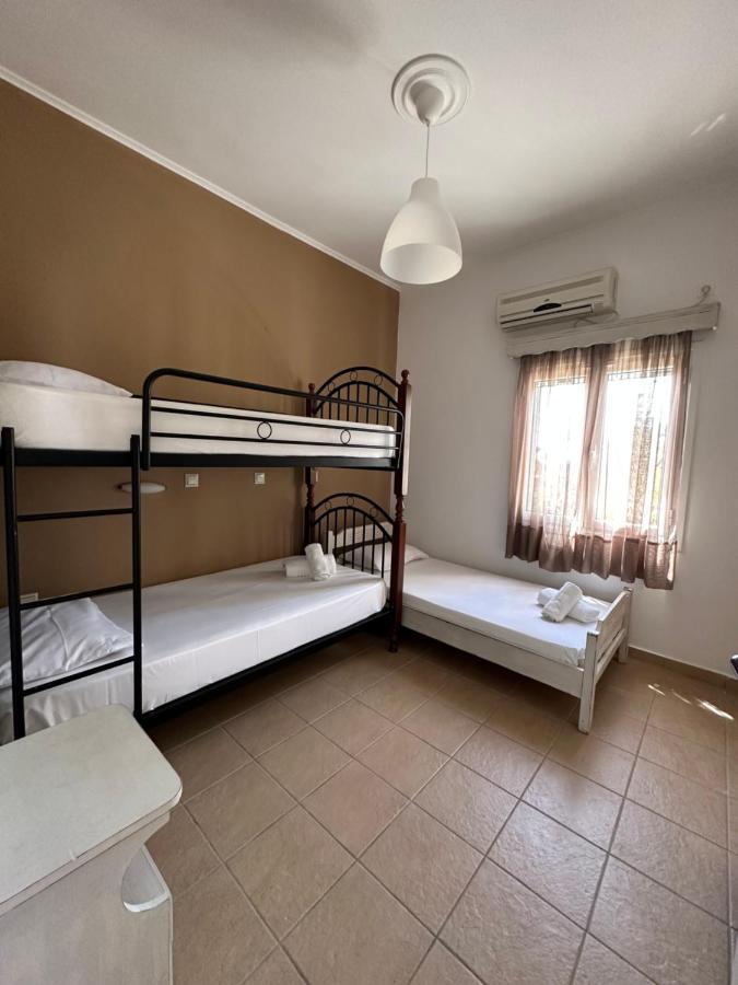 Voulas Apartments Stoúpa Esterno foto